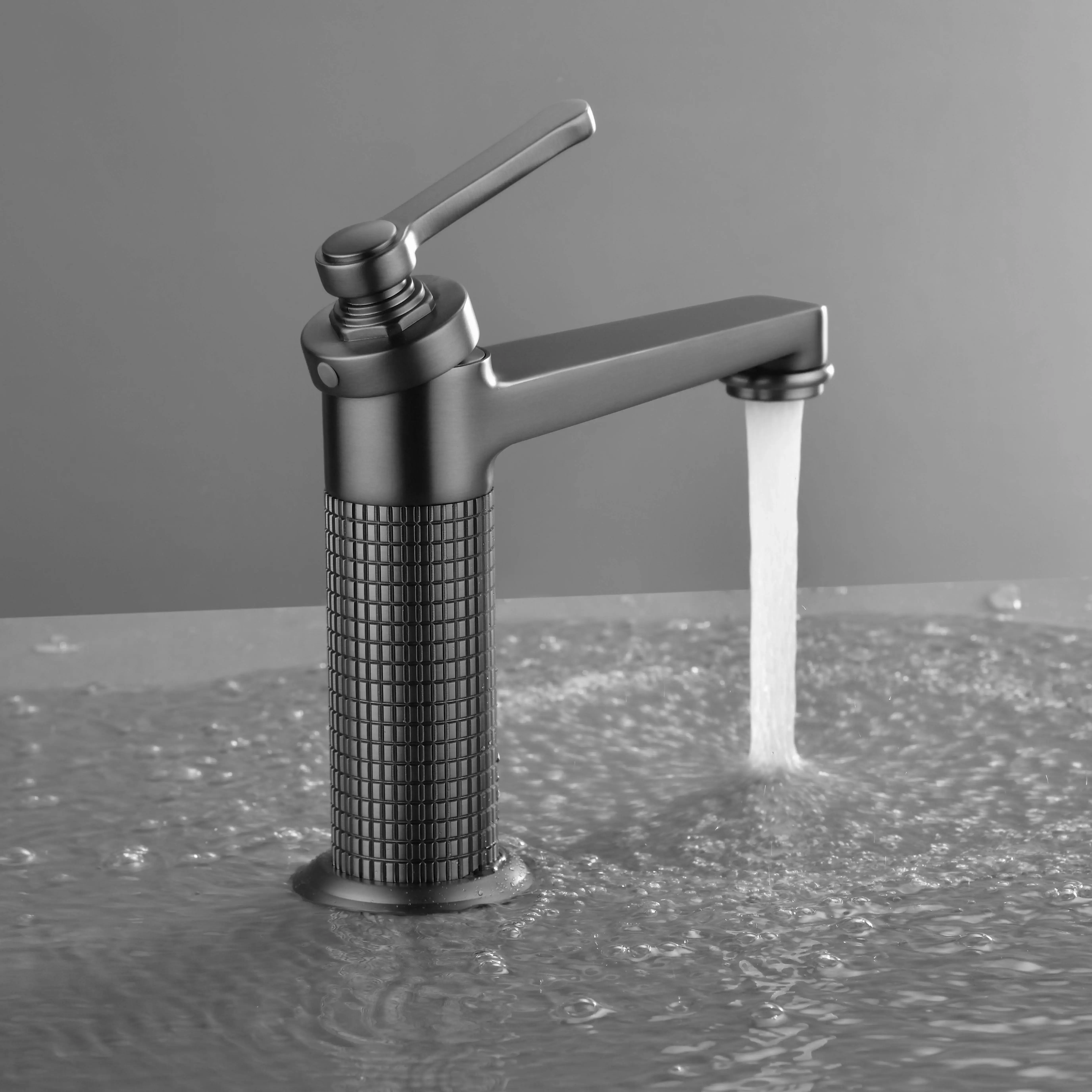 Mitigeur lavabo cannelé, Gun métal, César