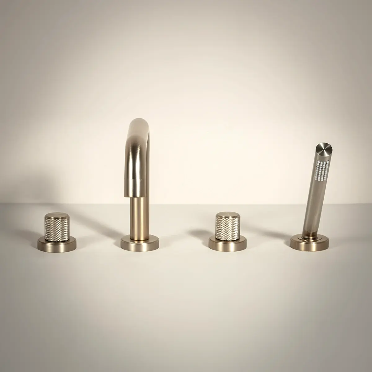 Robinet mitigeur bain-douche de plage champagne, Bruma