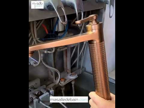 Mitigeur lavabo cannelé, Doré brossé, César  