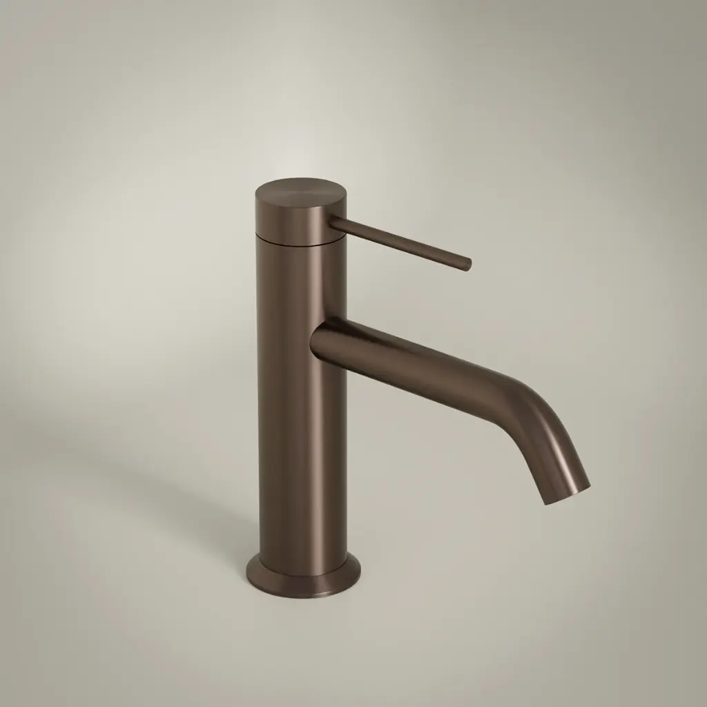 robinet_Madeleine_mains-brown.webp