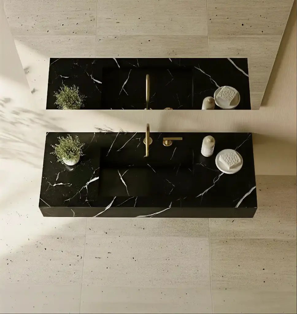 Vasque noire simple.webp