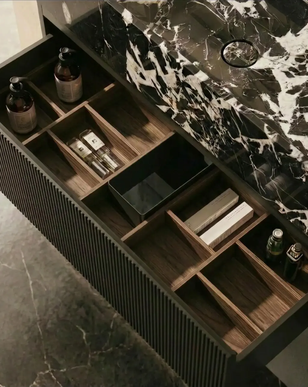 Meuble bois, 140cm avec plan vasque marbre, vasque à gauche, Dimassa 