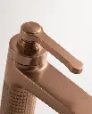robinet-césar-doré-rose-brossé-3.webp