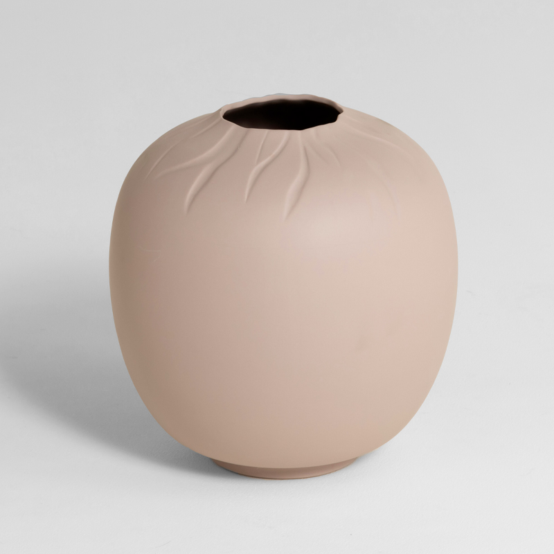 Vase en porcelaine, Rose