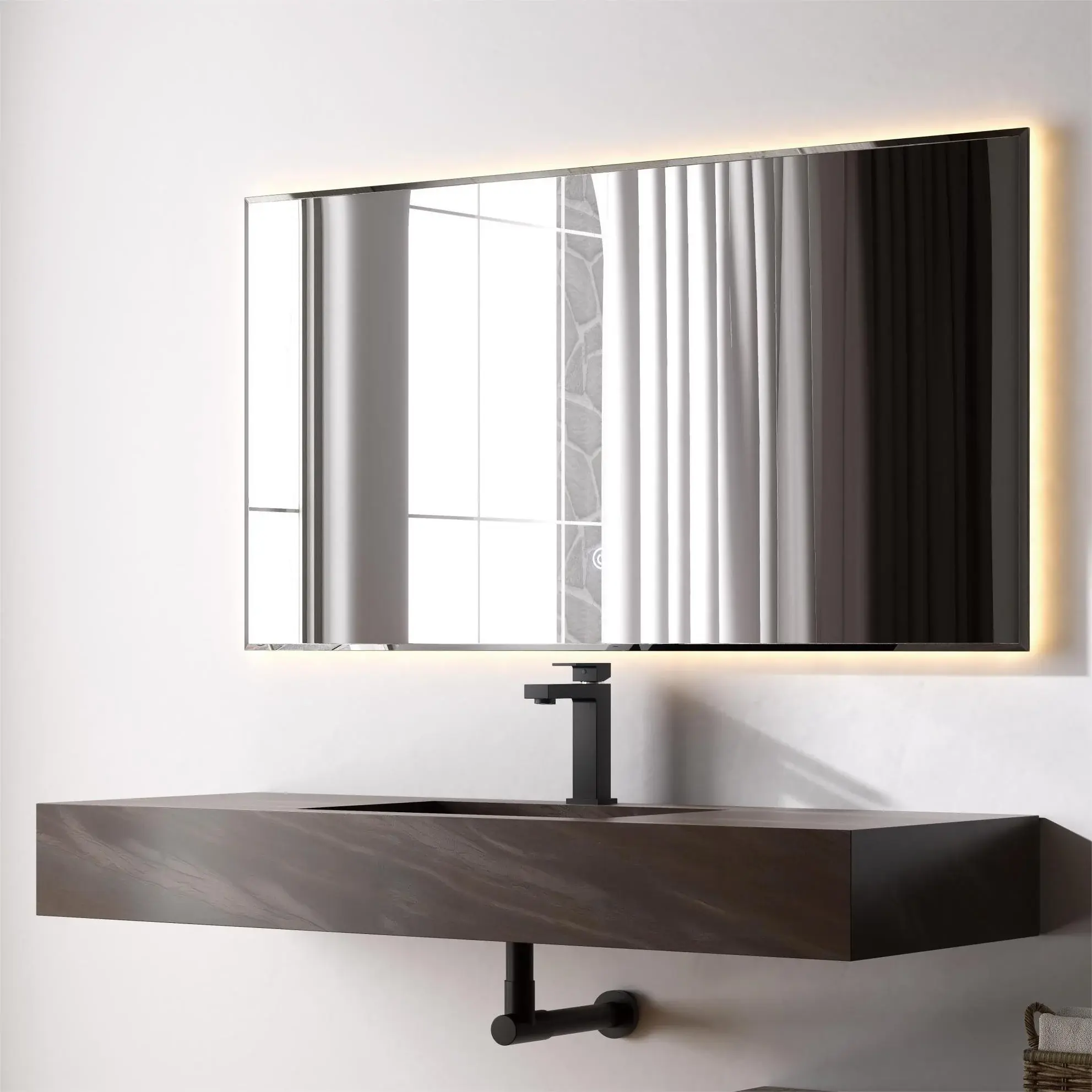 Ensemble vasque, meuble bas noyer cannelé et miroir LED – Tivel