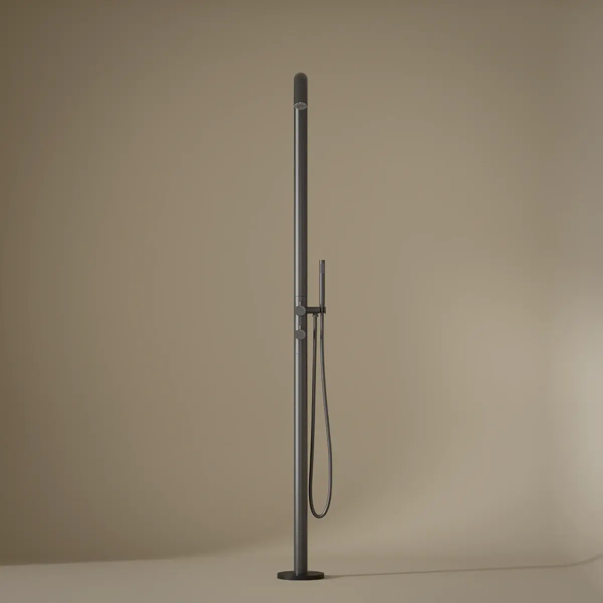 Colonne de douche au sol Intérieur / Extérieur Gun Grey 316S, Châtelet