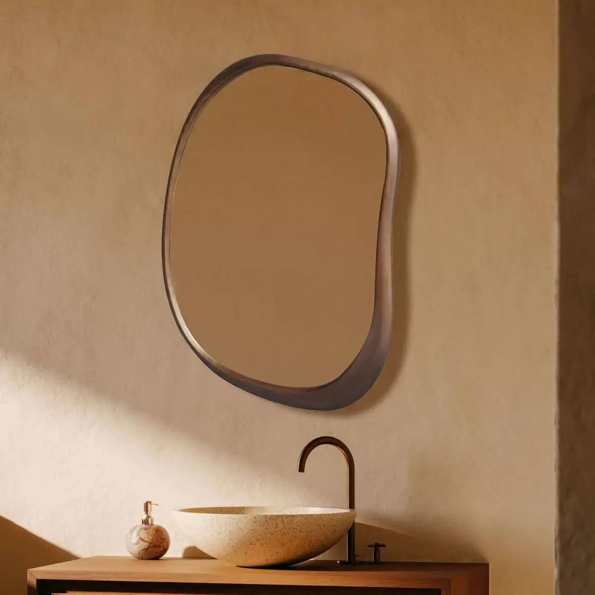 Miroir 70x90cm, cadre Noyer, Organic 