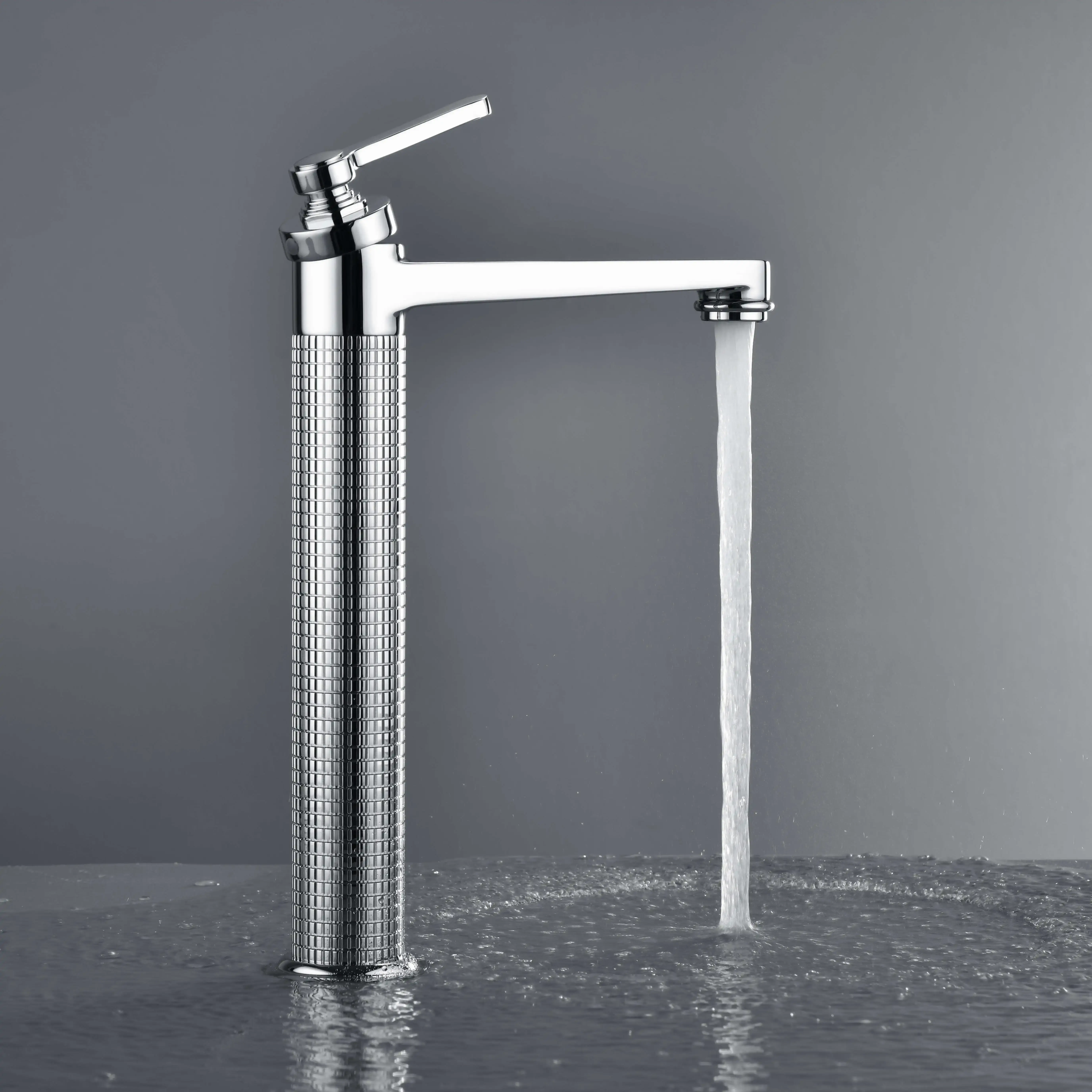 Mitigeur lavabo surélevé cannelé, Chrome, César  