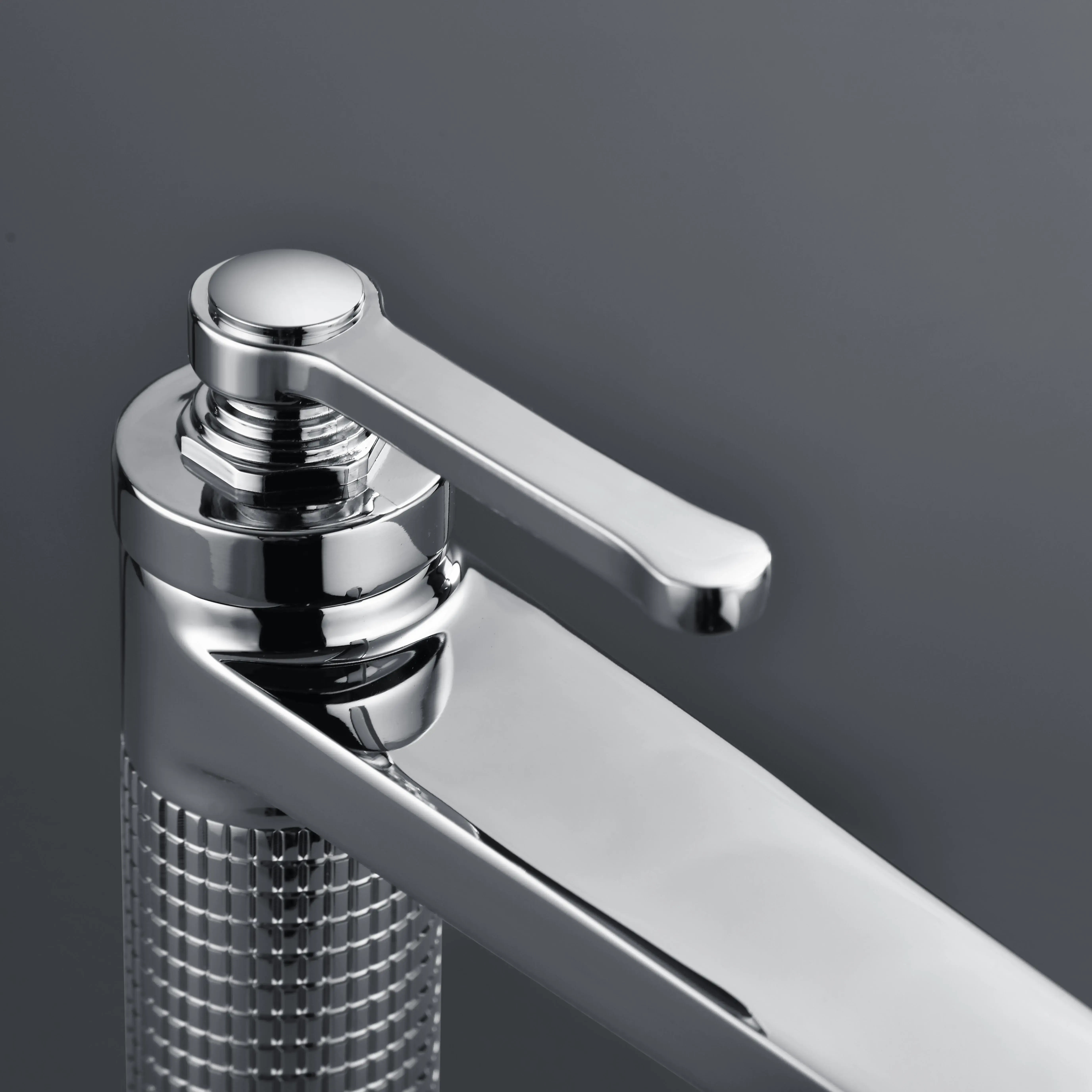 Mitigeur lavabo surélevé cannelé, Chrome, César  