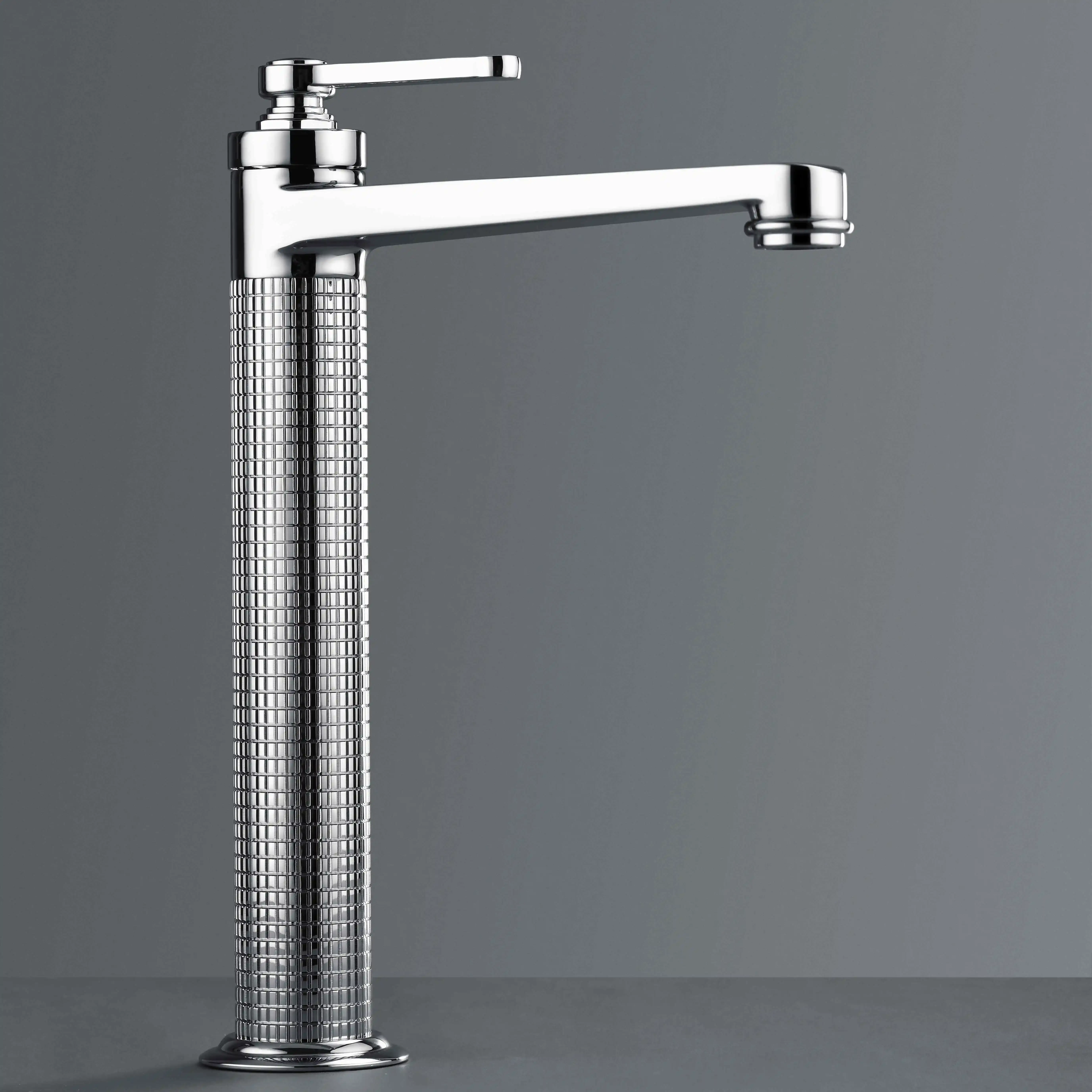 Mitigeur lavabo surélevé cannelé, Chrome, César  