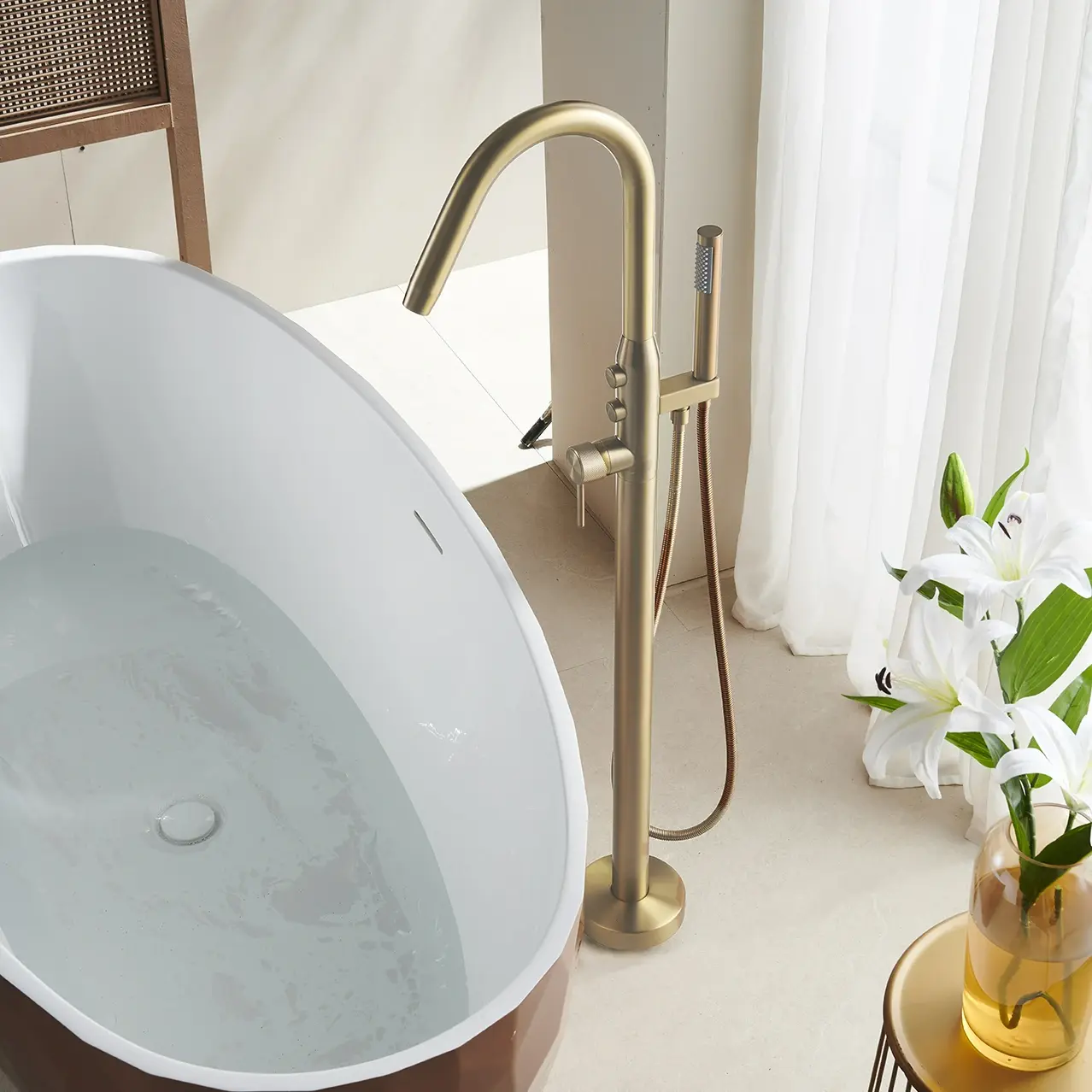 Mitigeur de bain au sol Champagne, Bruma 