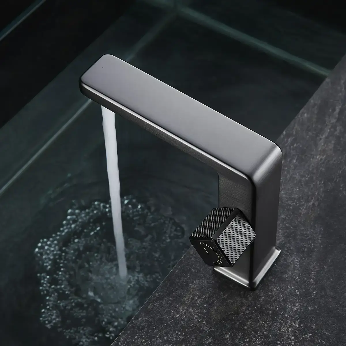 Mitigeur de lavabo manette cannelé, Gun métal, Star 