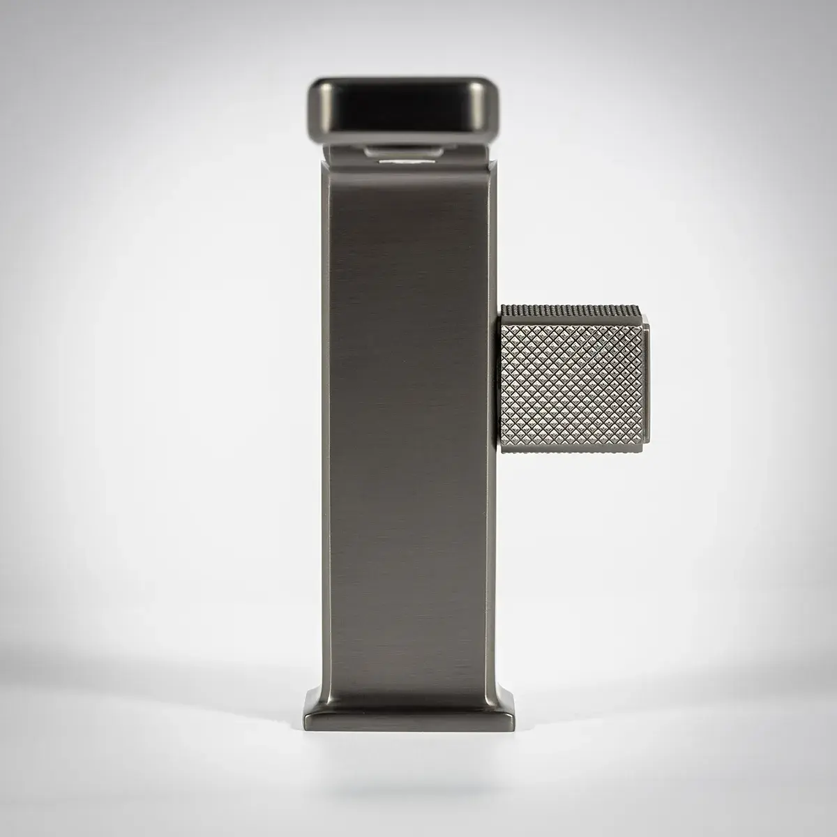 Mitigeur de lavabo manette cannelé, Gun métal, Star 