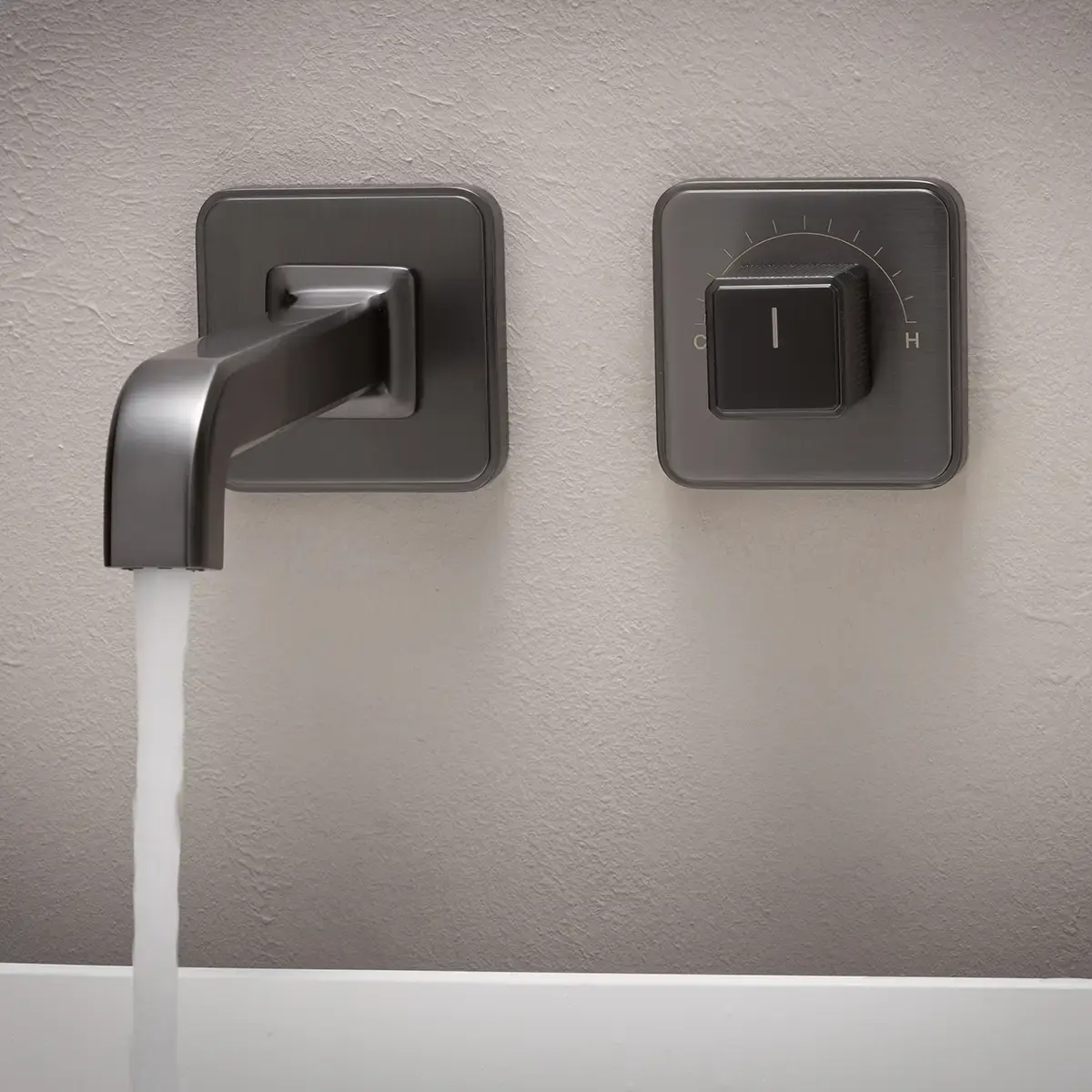 Mitigeur de lavabo encastré, manette cannelée, Gun métal, Star   