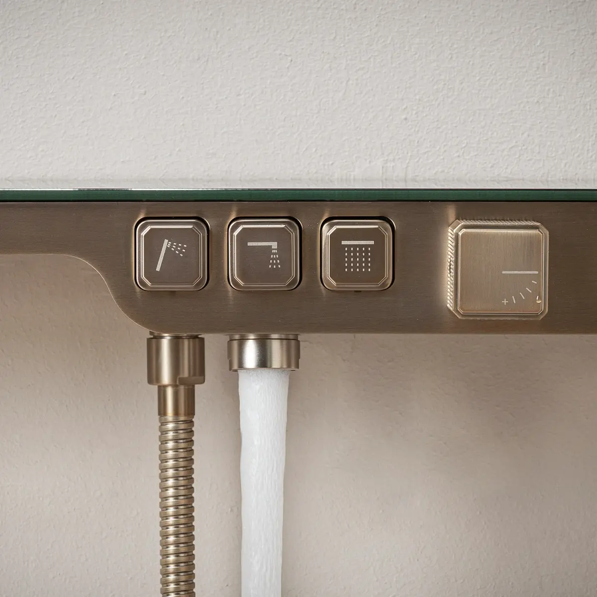 Composition mitigeur de douche thermostatique encastrée, Champagne, Bruma 