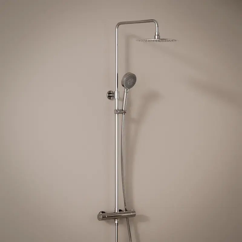 colonne de douche chromée avec douchette ronde