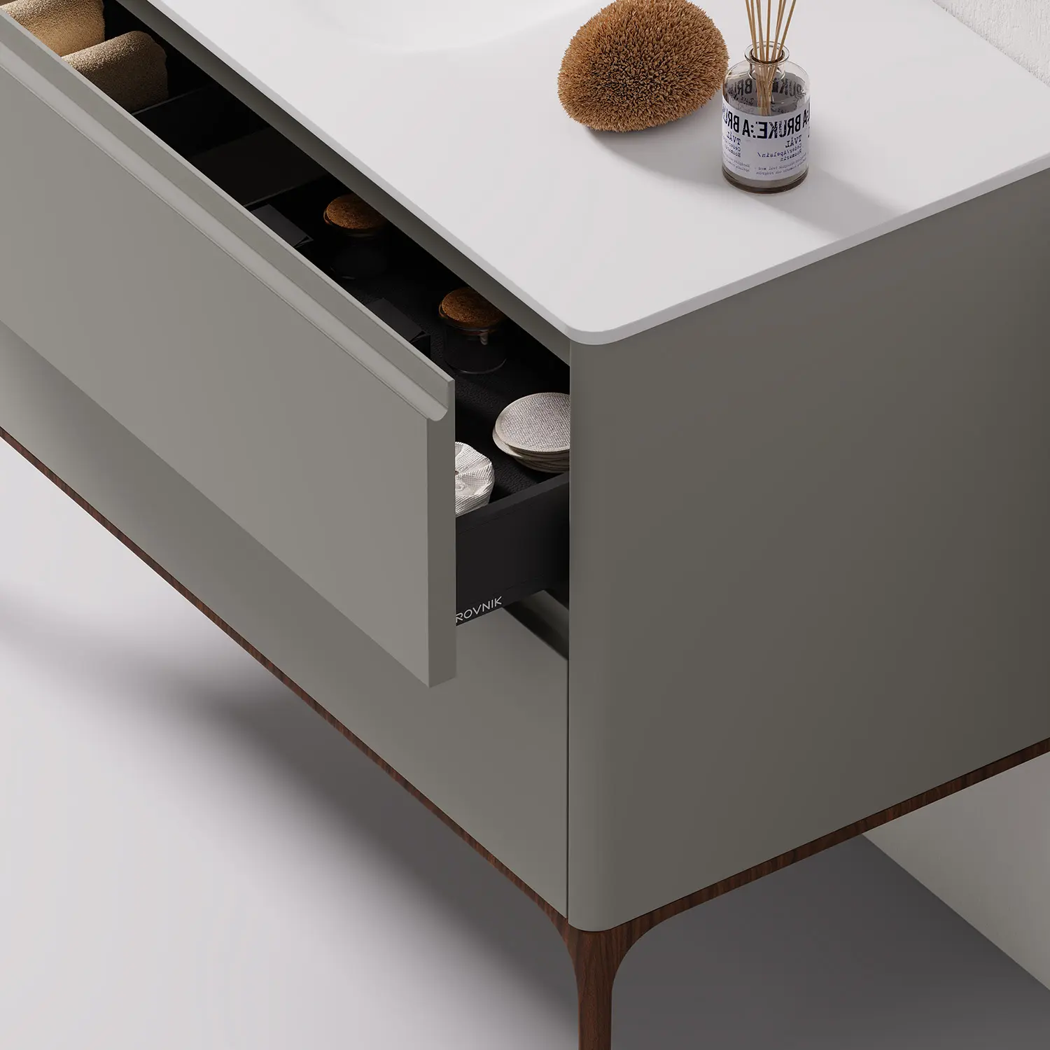 Meuble à poser 120cm, gris clair, vasque intégrée résine minérale blanc mat, pieds noyer, Letto 