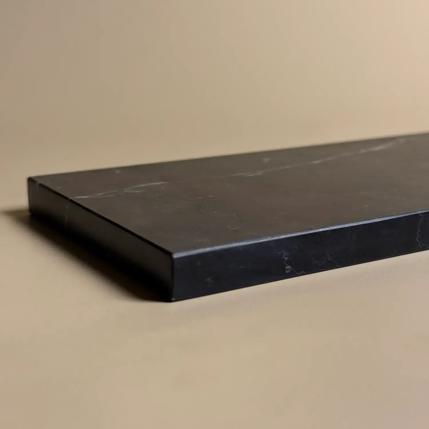 Ensemble d'accessoires Salle de Bain Carré, Petra, Marbre Nero Marquina, Pompe Chromée