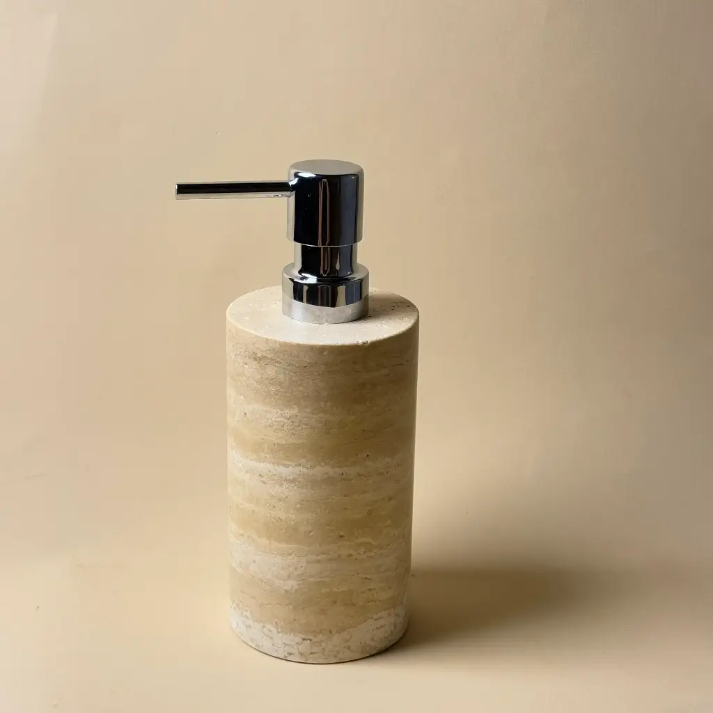 Distributeur de savon rond en travertin beige.webp
