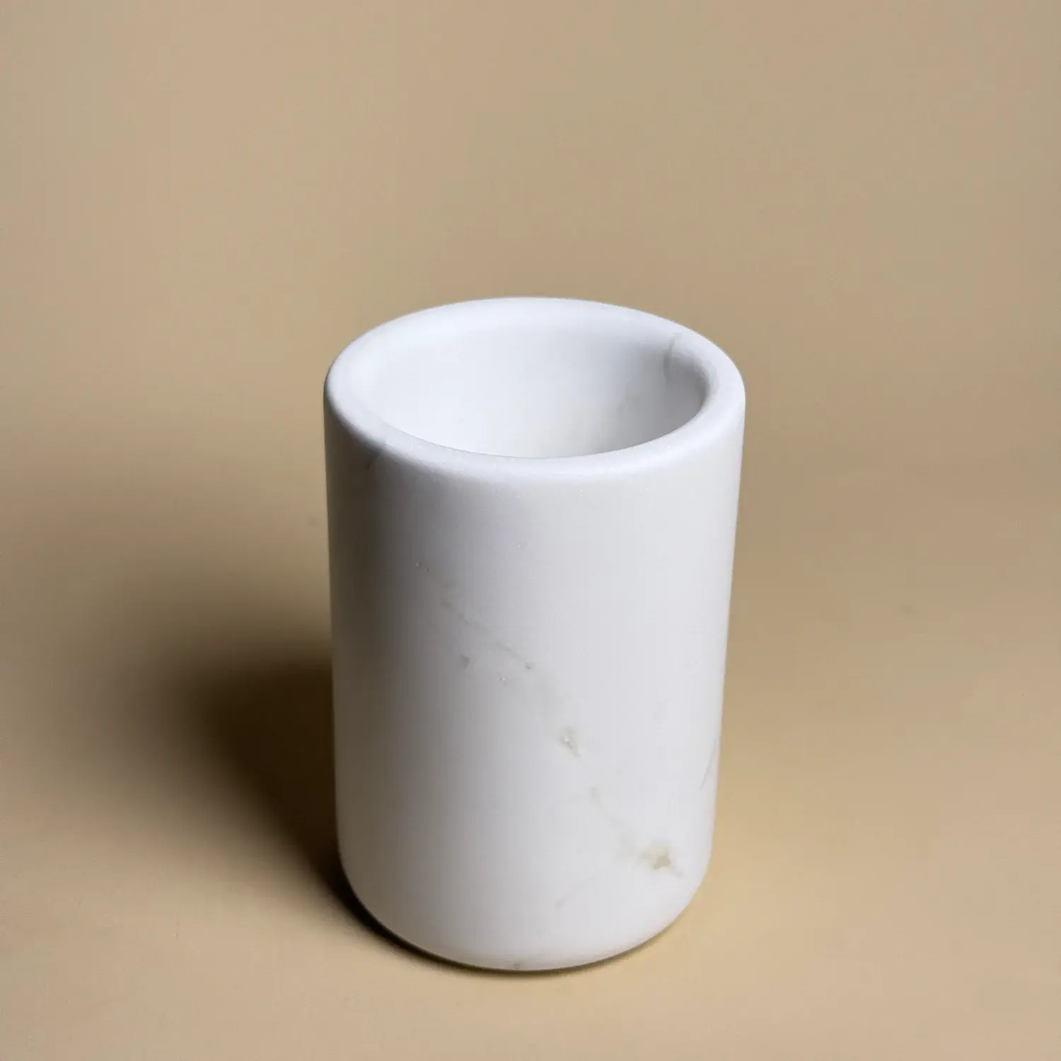 Ensemble d'Accessoires Salle de Bain Rond , Petra , Marbre Blanc Véritable, Pompe Chromée