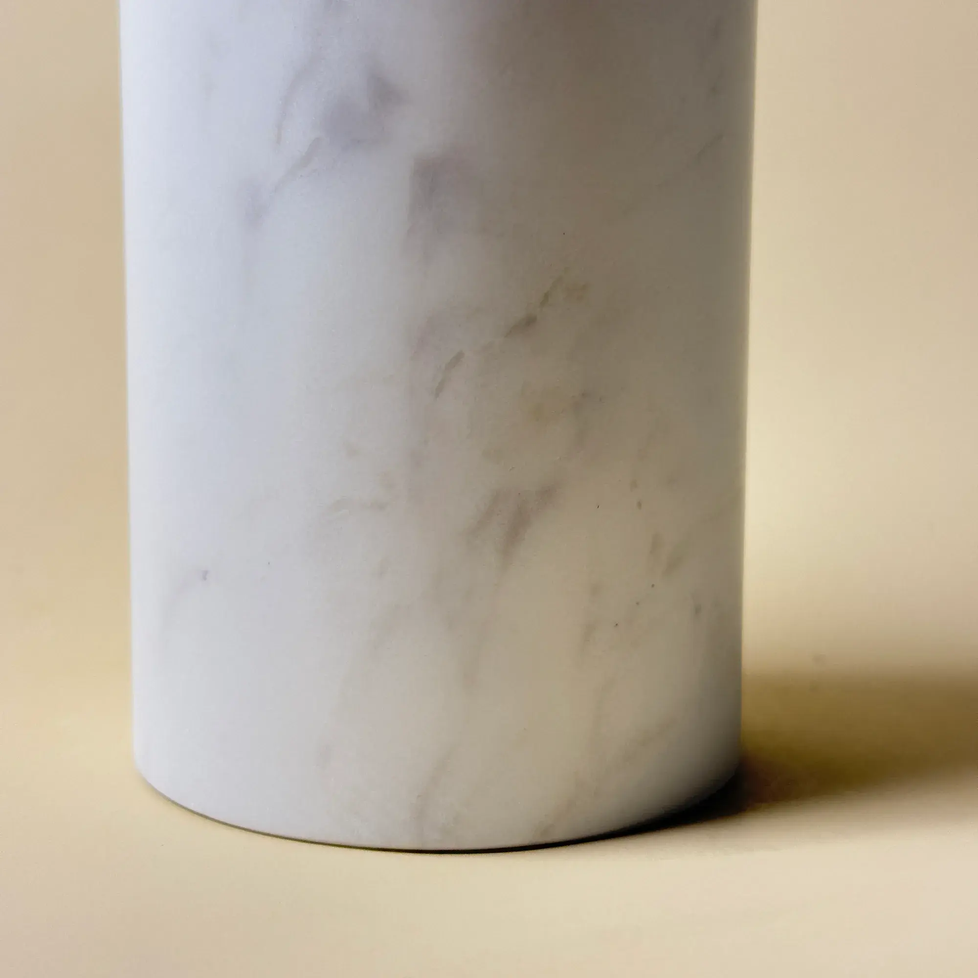 Distributeur de savon rond, marbre blanc & Pompe Chromée