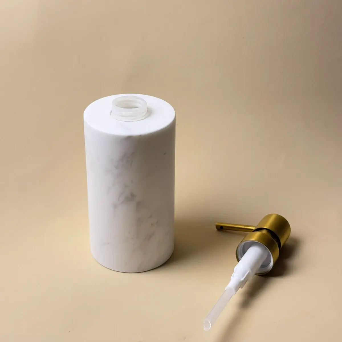 Distributeur De Savon Rond En Marbre blanc & Pompe Dorée