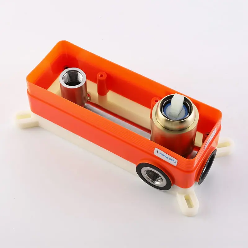 Robinet mitigeur lavabo mural encastré doré brossé, Châtelet