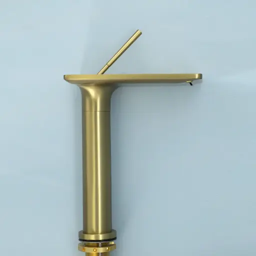 Robinet mitigeur lavabo surélevé, doré brossé, Cascade (1).webp