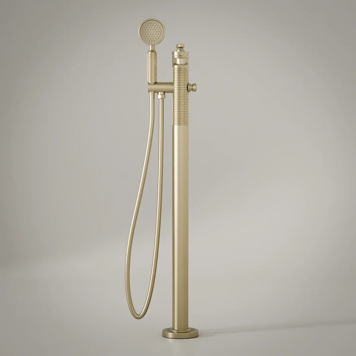 Robinet mitigeur de baignoire sur pied cannelé, doré brossé, César 1   