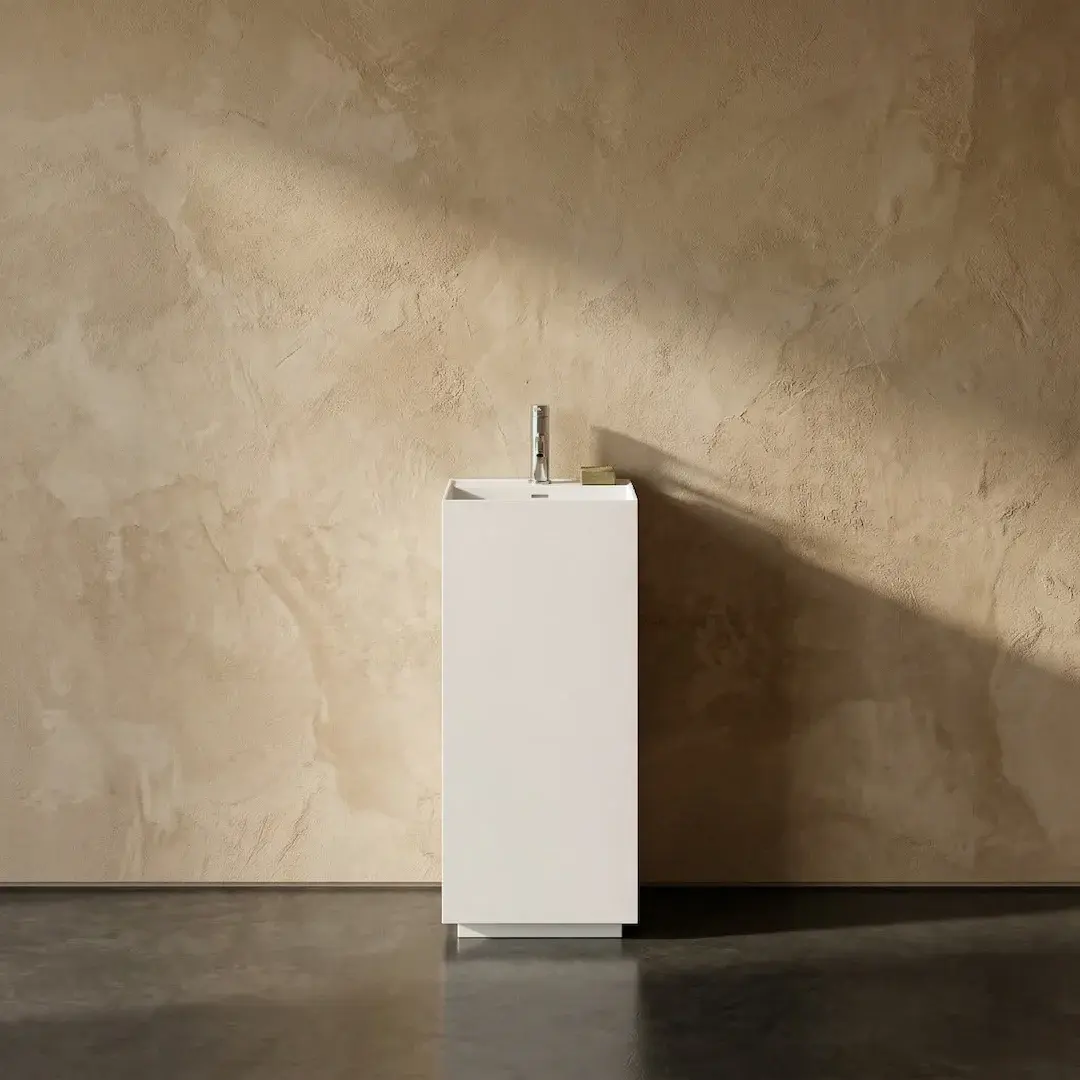 Lavabo totem, résine minérale, 38x90cm, Thin