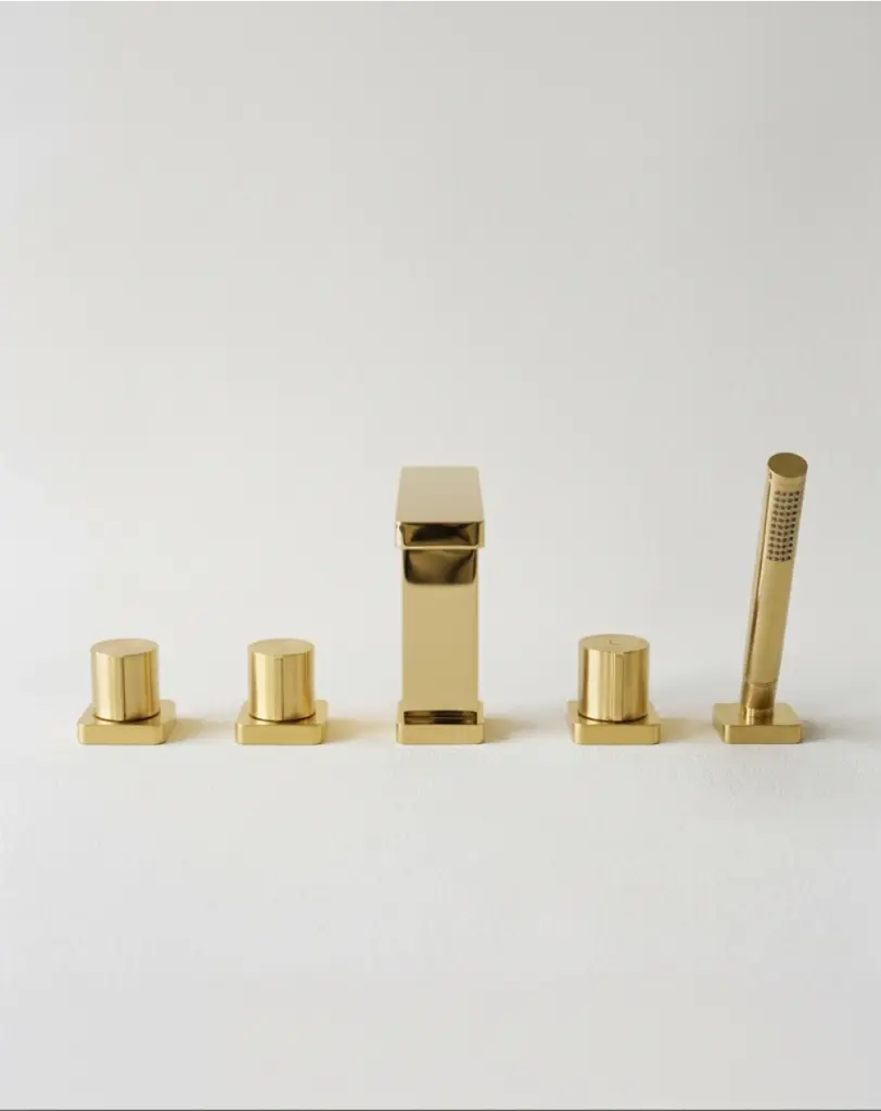 Robinet mélangeur bain-douche de plage doré, Carrousel (2).webp