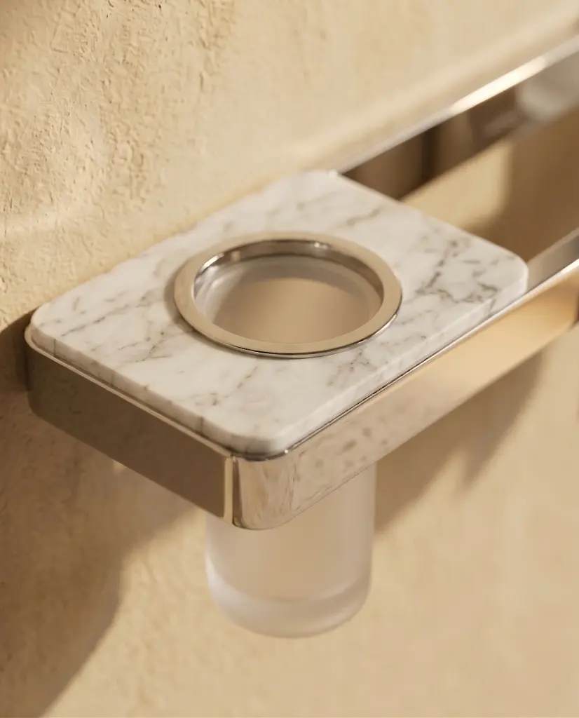 Barre porte serviette 45cm avec porte gobelet, finition marbre blanc, Infinity Elements 3.webp