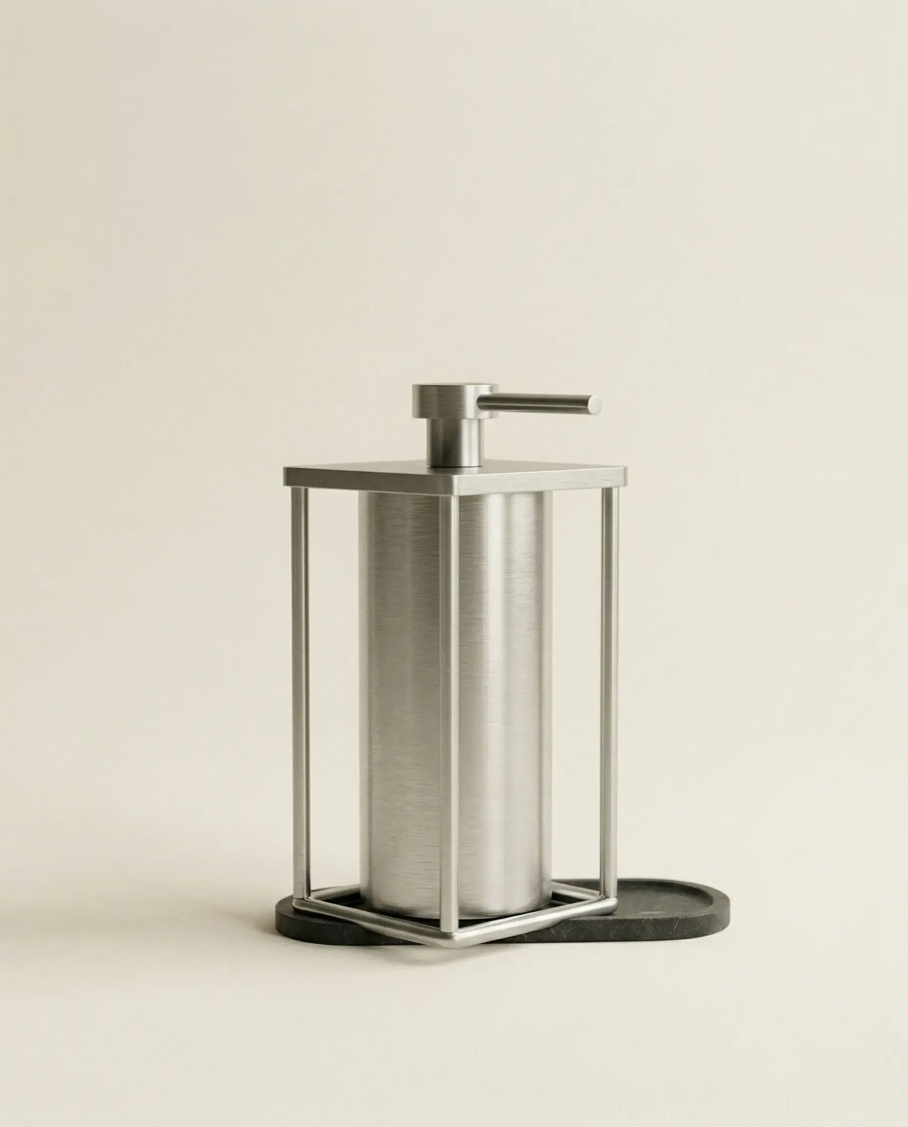 Distributeur de savon, chromé brossé 15,9cm, Infinity Elegance