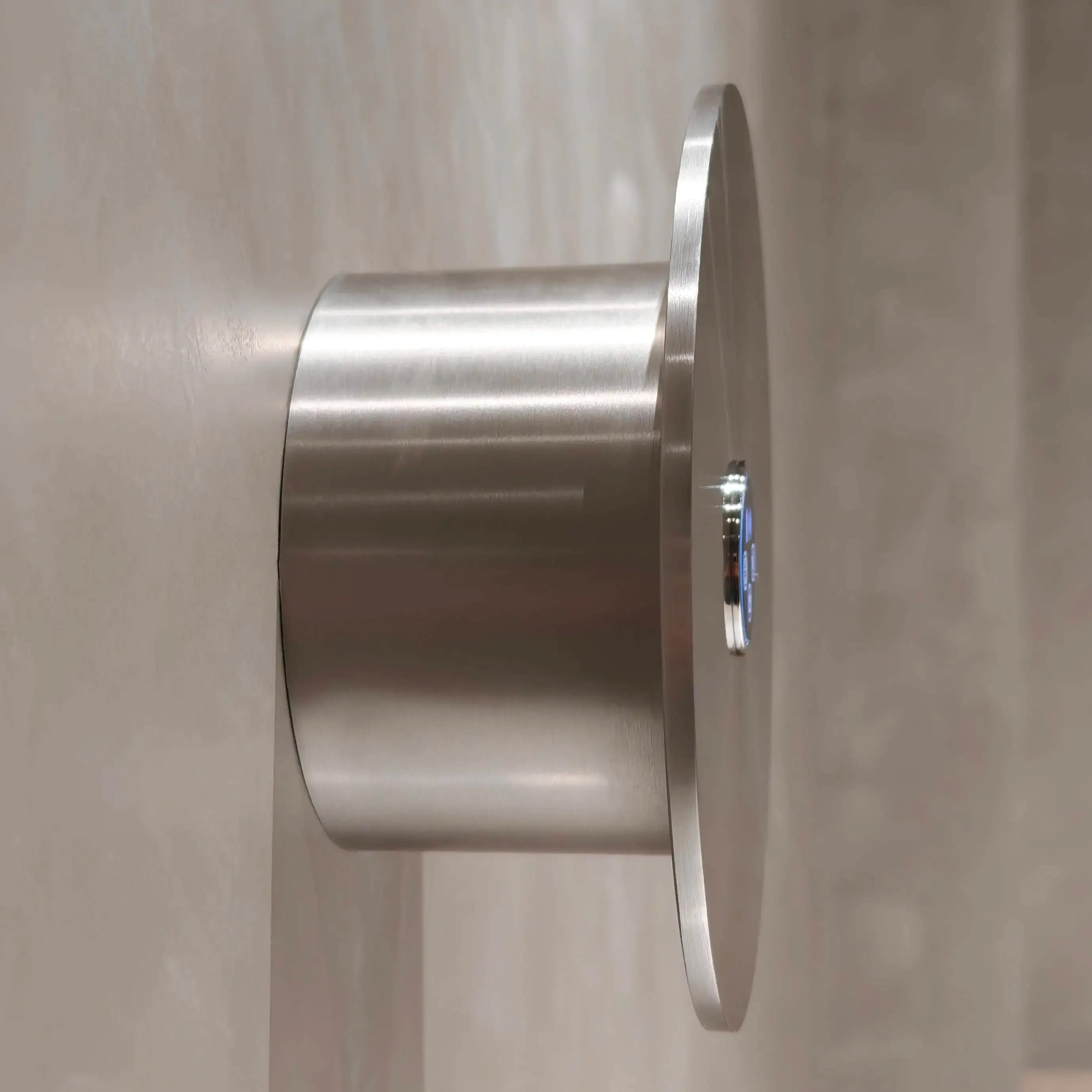 Sèche serviette électrique rond, diamètre 21cm, inox brossé, Disc    