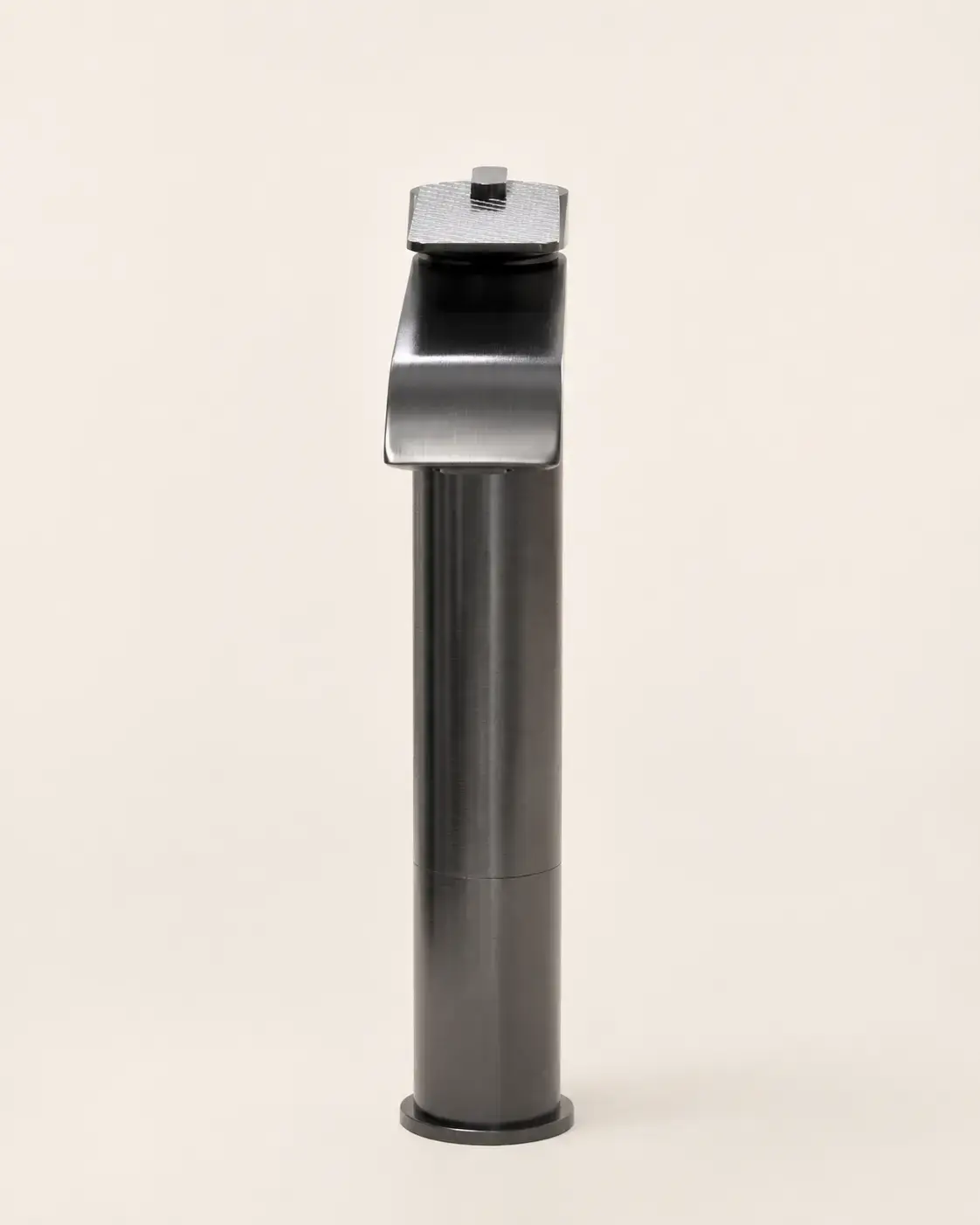 Robinet mitigeur lavabo surélevé, gun métal, Carbone 