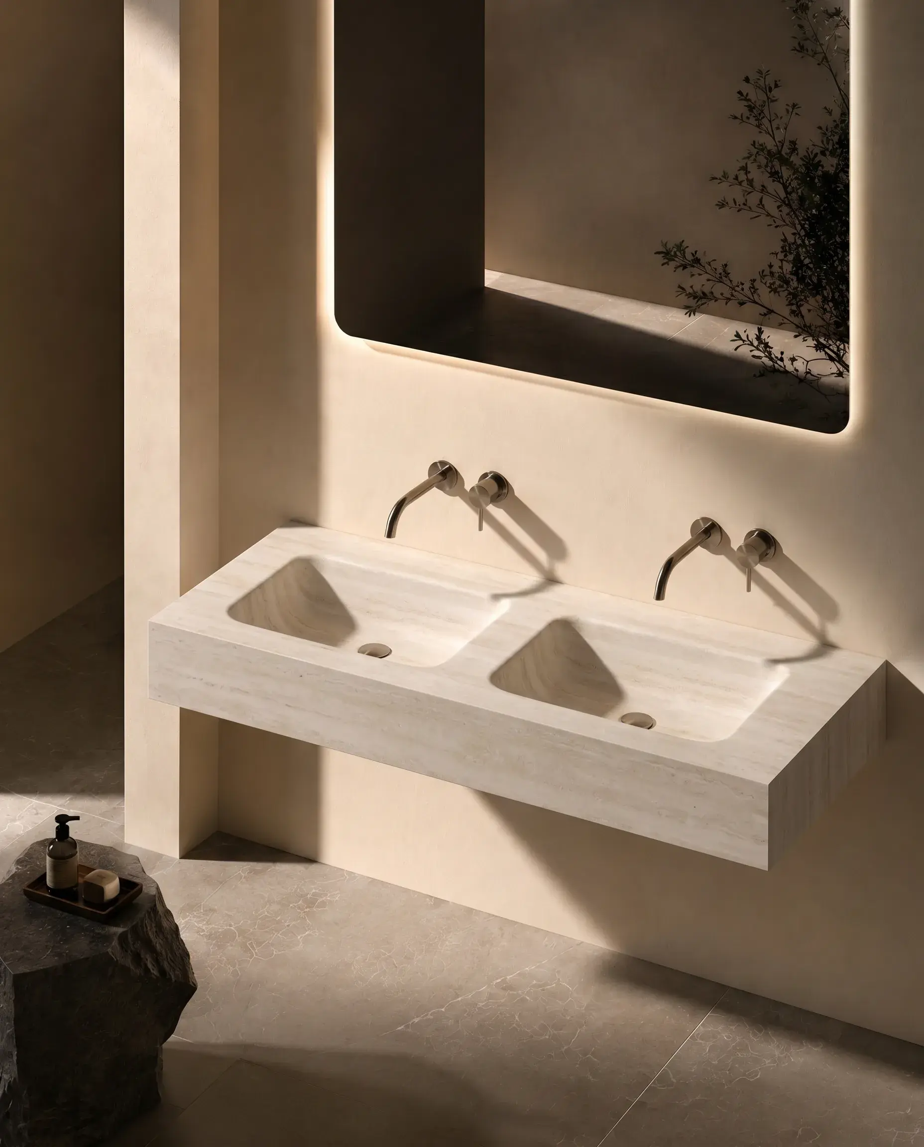 Plan double vasque suspendu en céramique effet travertin 120 cm Eden avec son meuble sous-vasque suspendu en bois.