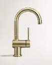 robinet-chatelet-cygne-doré-brossé-2.webp