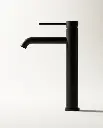 robinet-chatelet-haut-noir-2.webp