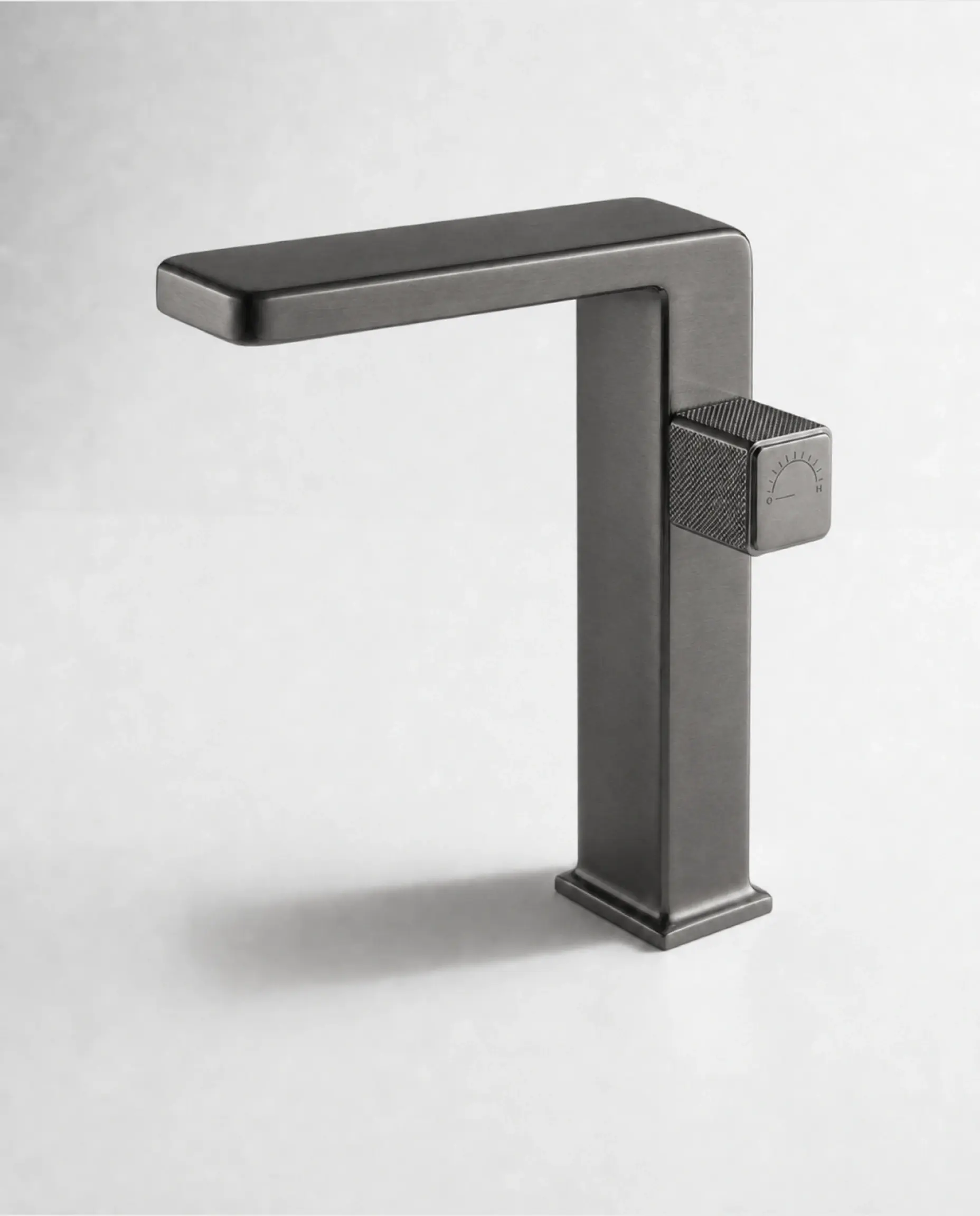 Mitigeur de lavabo manette cannelé, Surélevé, Gun métal, Star 