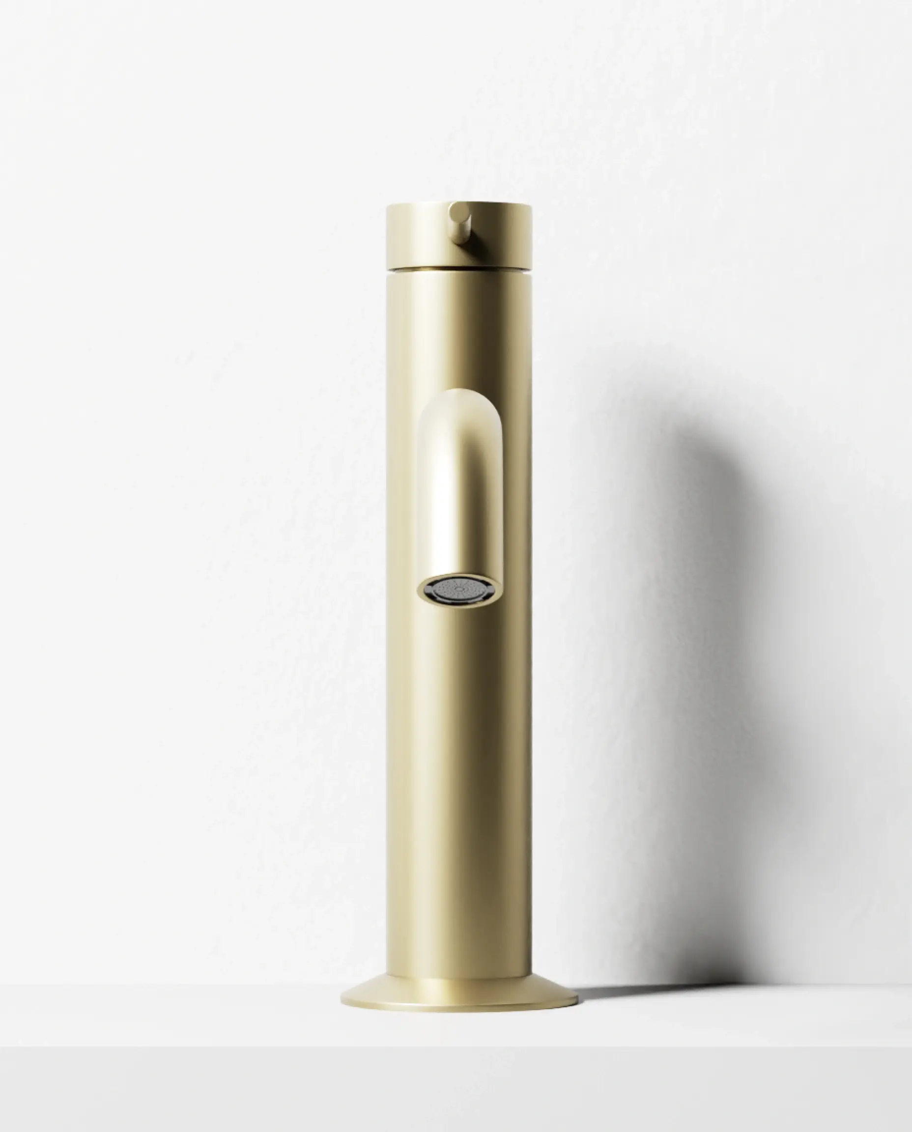 Mitigeur de lavabo monocommande Madeleine en finition Champagne brossé au design minimaliste.