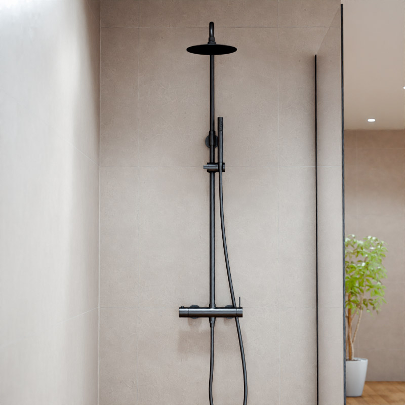 Colonne de douche avec mitigeur mécanique Ø25cm, noir brossé, Châtelet III