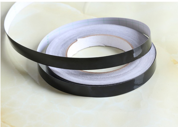 Rouleau Auto-collant d'étanchéité 15mm X 50ML