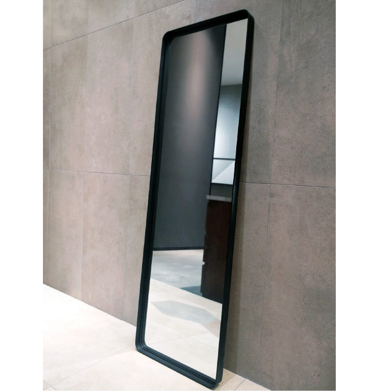 Miroir à poser l.150 x H.50 cm en métal noir mat, Frame