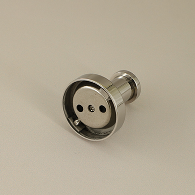 Patère chromée, Châtelet