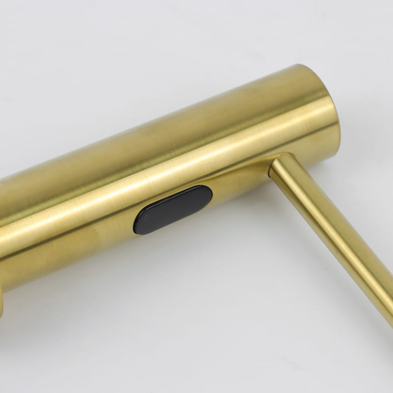 Distributeur de savon électronique sur plage Doré brossé Châtelet