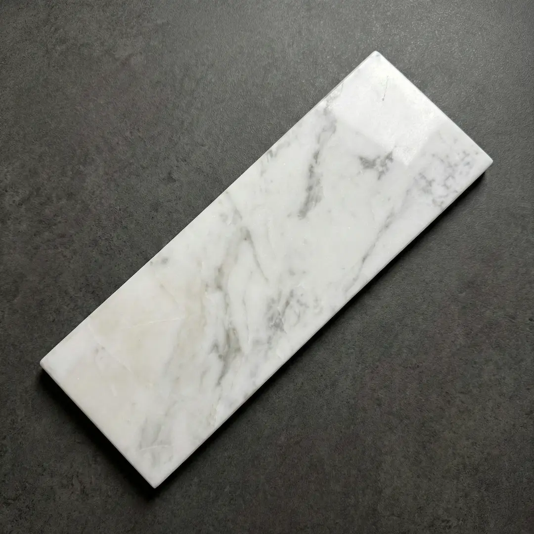 Plateau à poser, marbre véritable blanc, Petra    