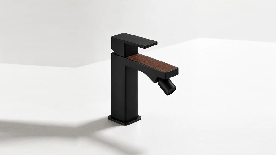 Mitigeur bidet noir mat, insertion cuir beige - Infinity elegance