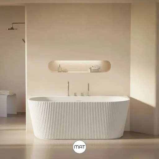 Baignoire murale cannelée, avec plage de robinetterie, 150 ou 170 cm, acrylique mat, Etretat