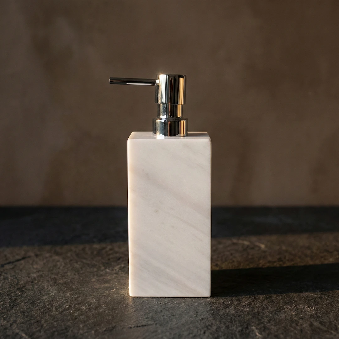 Distributeur Savon Marbre Blanc & Pompe Chromée